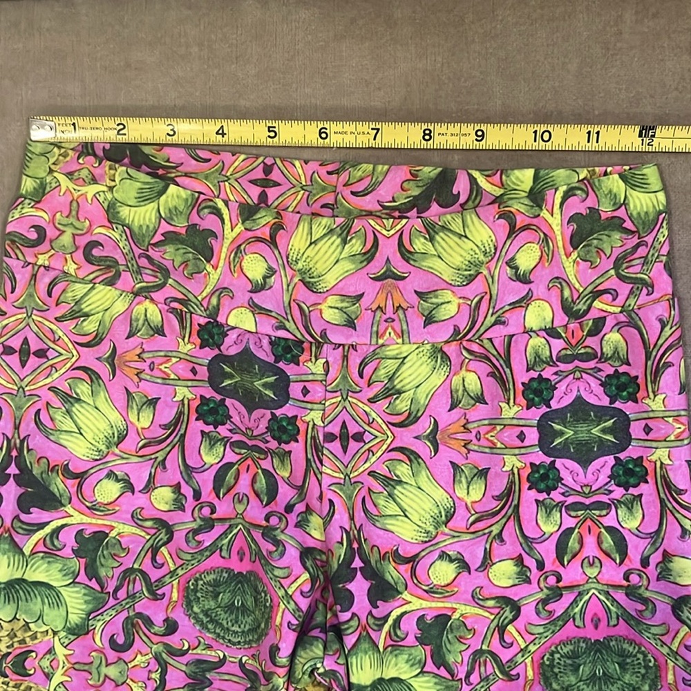 Kristina Mak Leggings Pink Green Psychedelic Print New NWOT USA Medium Run Small - Picture 6 of 8